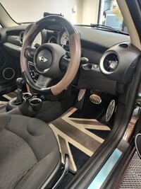 ミニ MINI