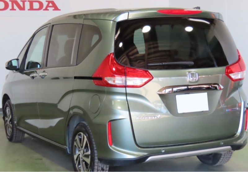 ホンダ フリード+ハイブリッド プラス ハイブリッド クロスター_4WD(DCT_1.5)