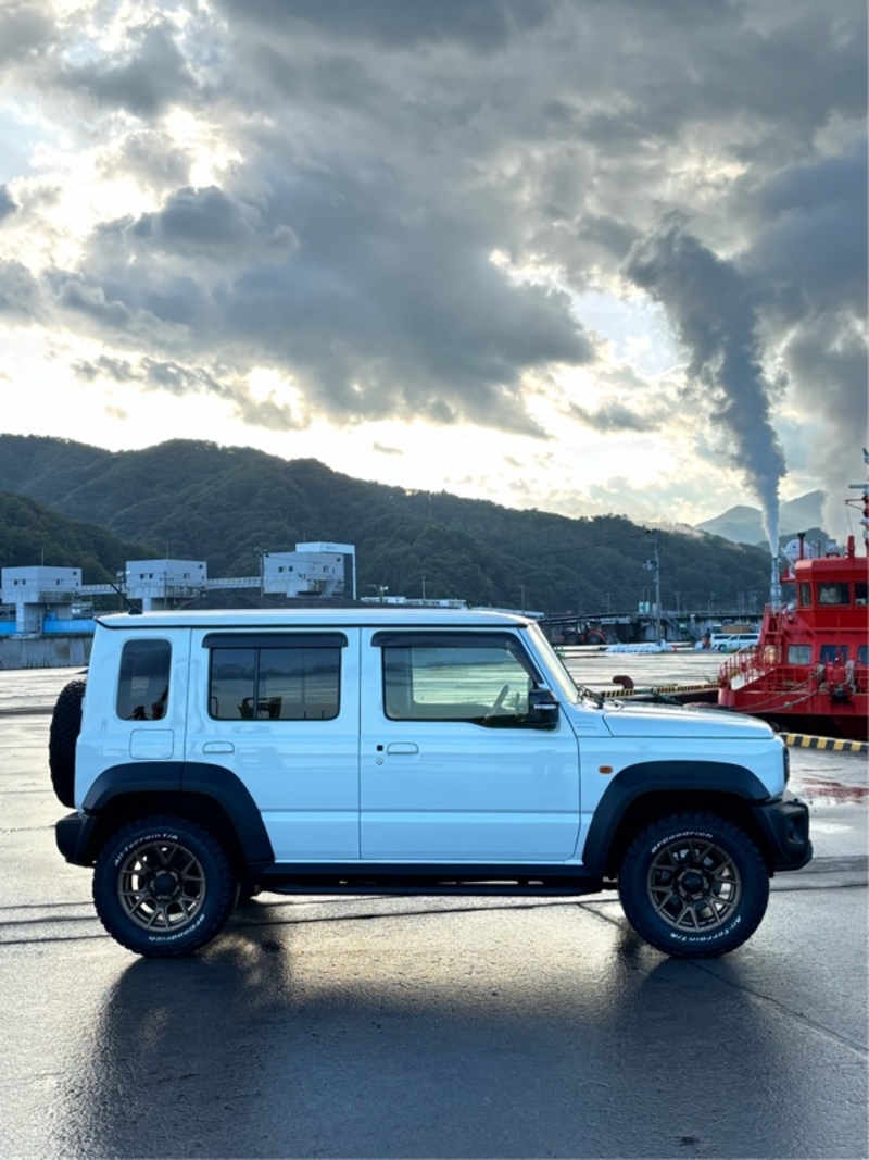 スズキ ジムニーノマド FC_4WD(MT_1.5)