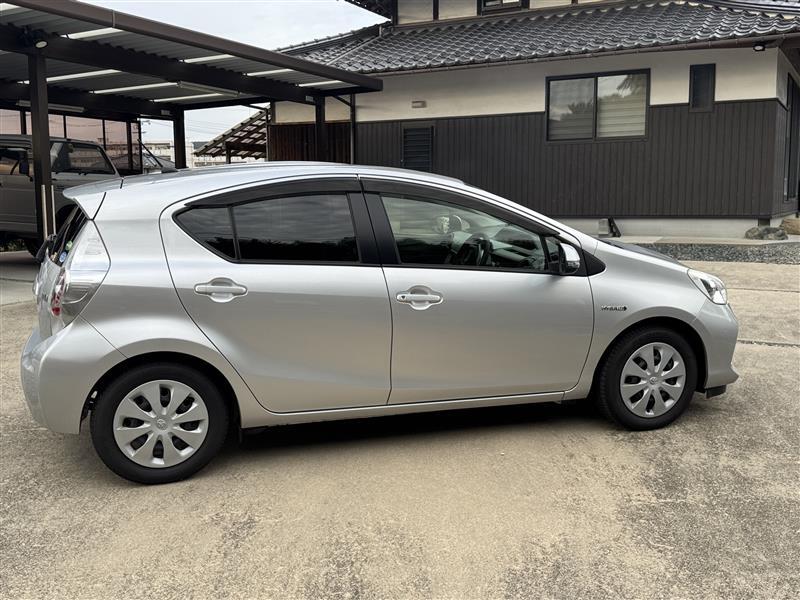 トヨタ アクア S(CVT_1.5)