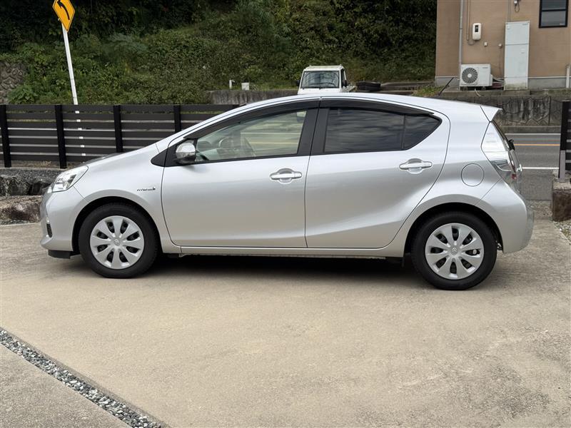 トヨタ アクア S(CVT_1.5)