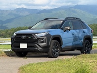 トヨタ RAV4ハイブリッド アドベンチャー“オフロードパッケージ II”_E-Four(CVT_2.5_ハイブリッド)