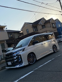 トヨタ ノア S-Z_7人乗り(CVT_2.0)