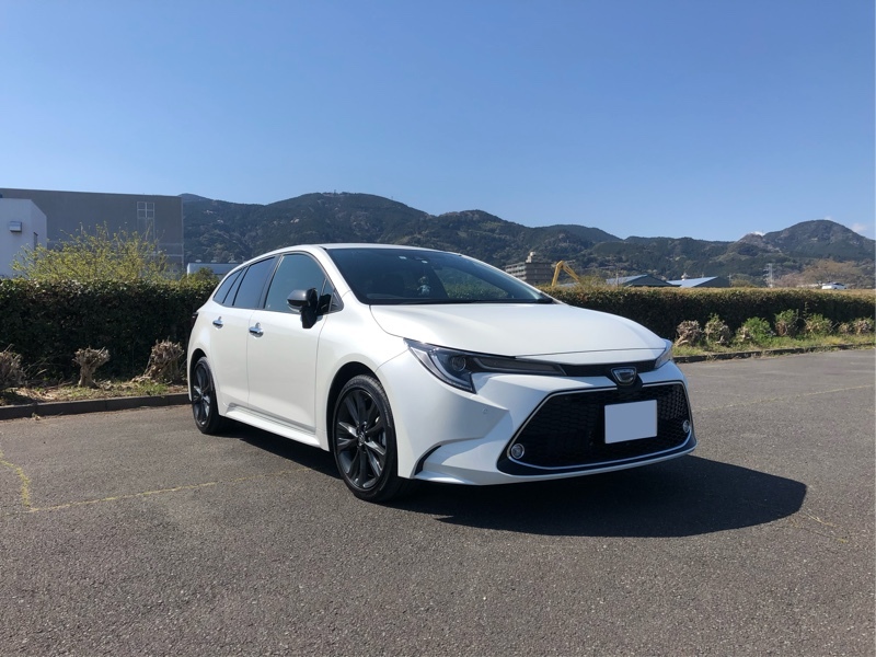 トヨタ カローラツーリング W×B(CVT_1.8)