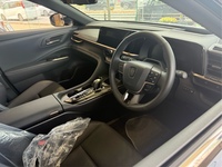 トヨタ ランドクルーザー250 VX_7人乗り_4WD (ECT_2.7_ガソリン)