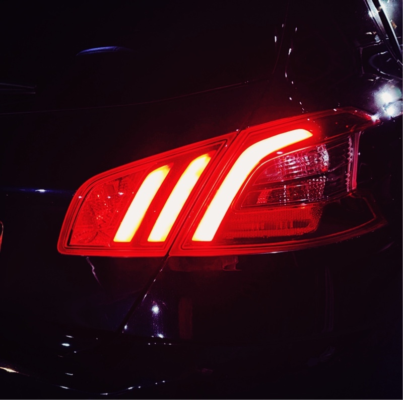 プジョー 308 (ハッチバック) アリュール ブルーHDi_RHD(EAT_1.5)
