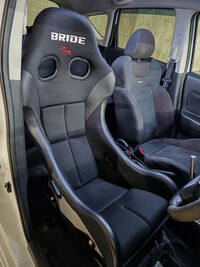 日産 ノート ニスモ S(MT_1.6)