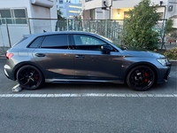 アウディ RS3 スポーツバック RS3 スポーツバック_RHD_4WD(AT_2.5)