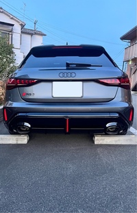 アウディ RS3 スポーツバック RS3 スポーツバック_RHD_4WD(AT_2.5)