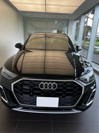 アウディ Q5