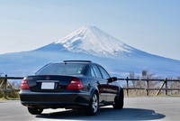 メルセデス・ベンツ Eクラス セダン E500アバンギャルド_RHD(AT_5.0)