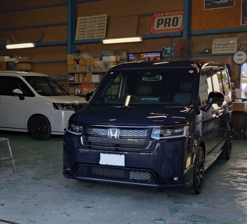 ホンダ ステップワゴンスパーダ e:HEV スパーダ プレミアムライン ブラックエディション_7人乗り (CVT_2.0)