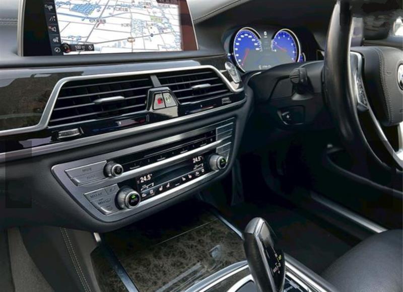 BMW 7シリーズ