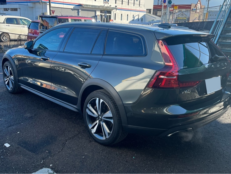 ボルボ V60クロスカントリー クロスカントリー T5 AWD プロ_RHD_AWD(AT_2.0)