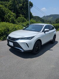 トヨタ ハリアーハイブリッド Z“レザーパッケージ・ナイトシェード”(CVT_2.5_ハイブリッド)