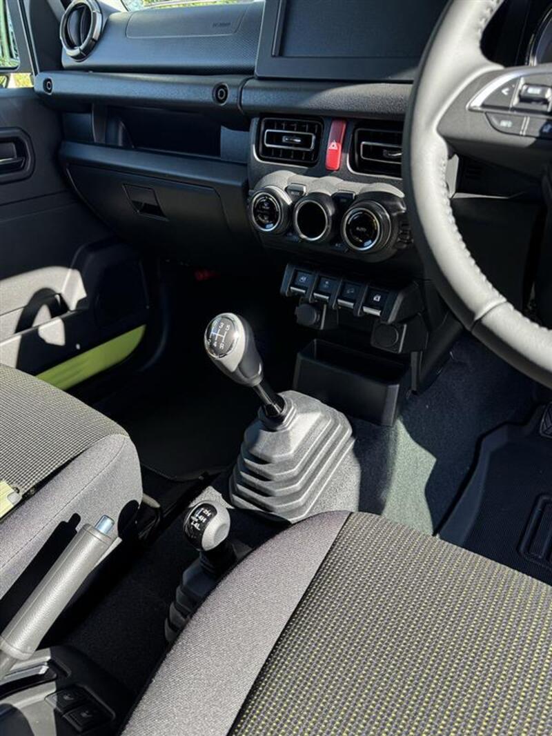 スズキ ジムニー XC_4WD(MT_0.66)