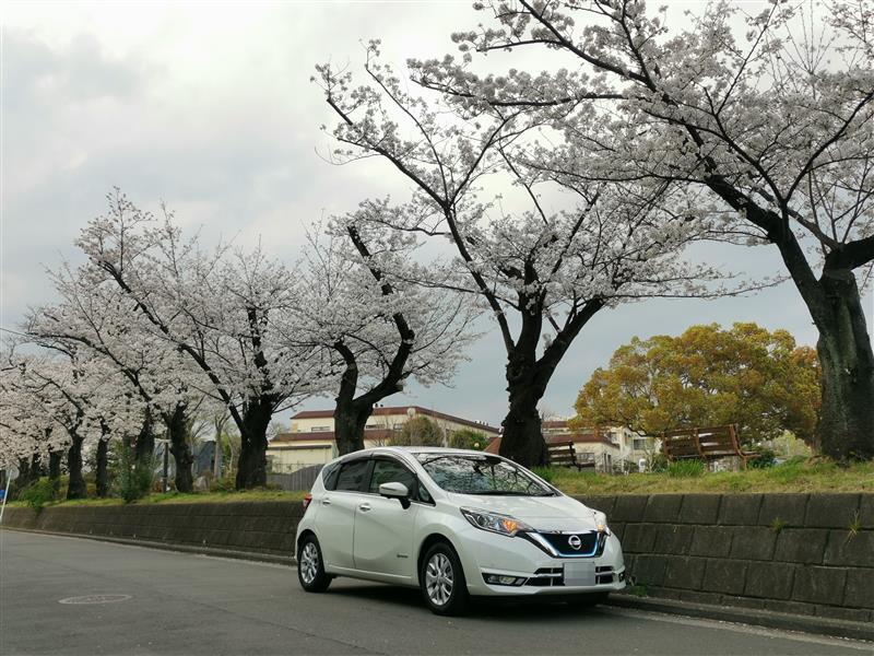 日産 ノート e-POWER eパワー メダリスト(1.2)