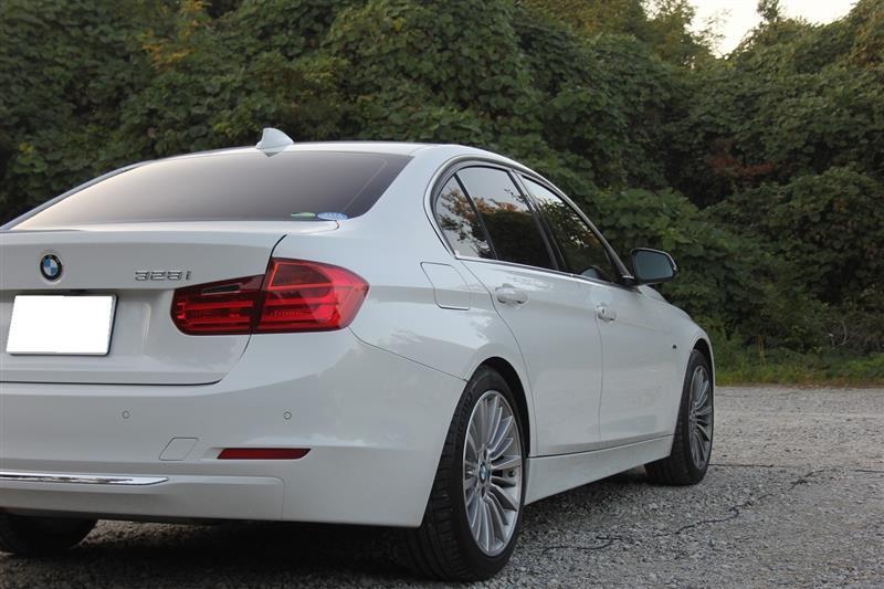 BMW 3シリーズ セダン 328i ラグジュアリー スマート・クルーズ_RHD(AT_2.0)