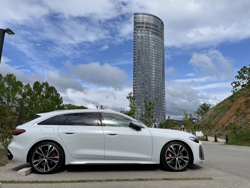 アウディ S5 アバント (ワゴン) S5 アバント_RHD_4WD(Sトロニック_3.0)