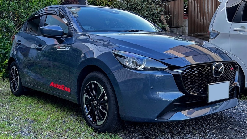 マツダ MAZDA2
