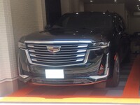 キャデラック エスカレード プラチナム_LHD_AWD(AT_6.2)