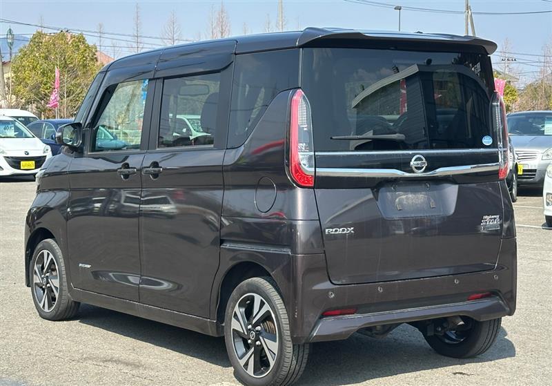 日産 ルークス ハイウェイスターG ターボ プロパイロットエディション_4WD(CVT_0.66)