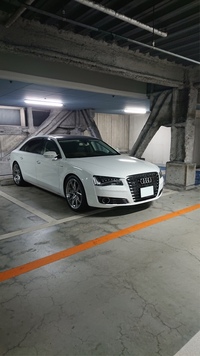 アウディ A8 L W12 クワトロ_LHD_5人乗り_4WD(AT_6.3)