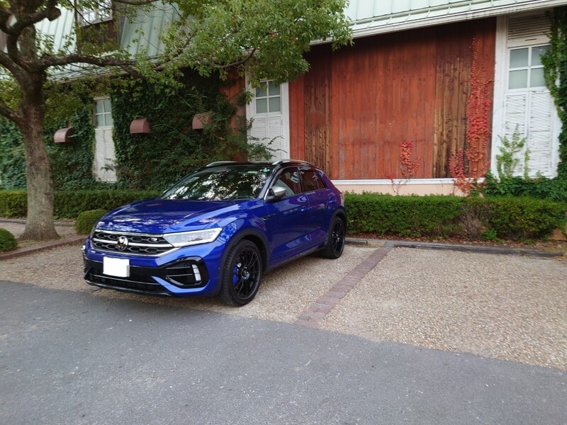 フォルクスワーゲン Tロック R_RHD_4WD(DSG_2.0)