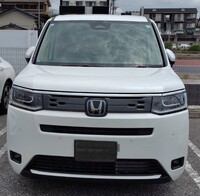 ホンダ ステップワゴン e:HEV エアー_7人乗り(CVT_2.0)