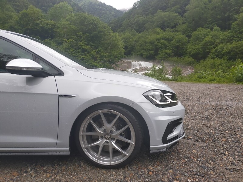 フォルクスワーゲン ゴルフ R ヴァリアント ゴルフ R ヴァリアント_RHD_4WD(DSG_2.0)