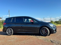 BMW 2シリーズ グランツアラー 218d  xドライブ グランツアラー Mスポーツ_RHD_4WD(AT_2.0)