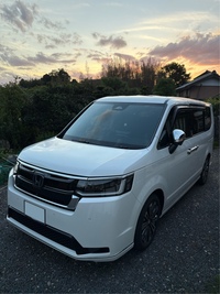 ホンダ ステップワゴンスパーダ e:HEV スパーダ プレミアムライン_7人乗り (CVT_2.0)