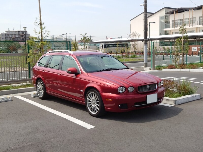 ジャガー Xタイプ エステート （ワゴン） 2.0 Executive Estate_RHD(AT_2.0)