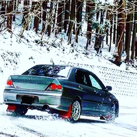 三菱 ランサーエボリューション GT-A_4WD(AT_2.0)