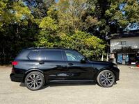 BMW X7 xドライブ40d Mスポーツ_RHD_4WD(AT_3.0)