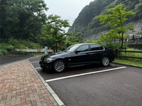 BMW 3シリーズ セダン 325i_RHD(AT_2.5)