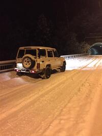トヨタ ランドクルーザー70 バン_4WD(MT_4.0)