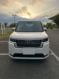 ホンダ ステップワゴンスパーダ e:HEV スパーダ プレミアムライン_7人乗り (CVT_2.0)