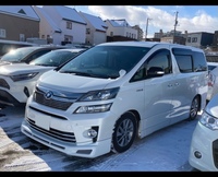 トヨタ ヴェルファイアハイブリッド ハイブリッドZR_7人乗り_4WD(CVT_2.4)