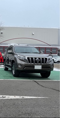 トヨタ ランドクルーザープラド TX_7人乗り_4WD(AT_2.7)