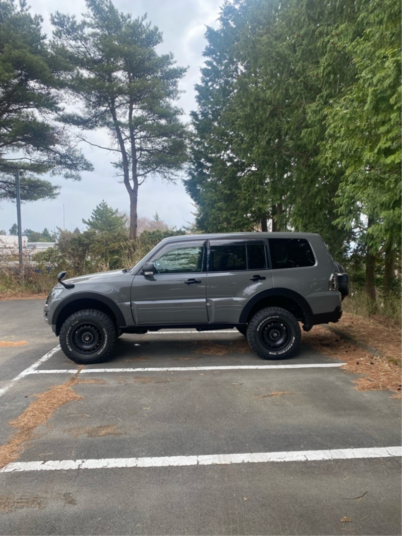 三菱 パジェロ ロング エクシード_4WD(AT_3.0)