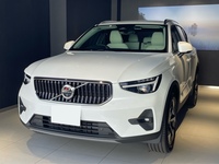 ボルボ XC40 ウルトラ B4 AWD_RHD_AWD(DCT_2.0)