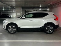 ボルボ XC40 ウルトラ B4 AWD_RHD_AWD(DCT_2.0)