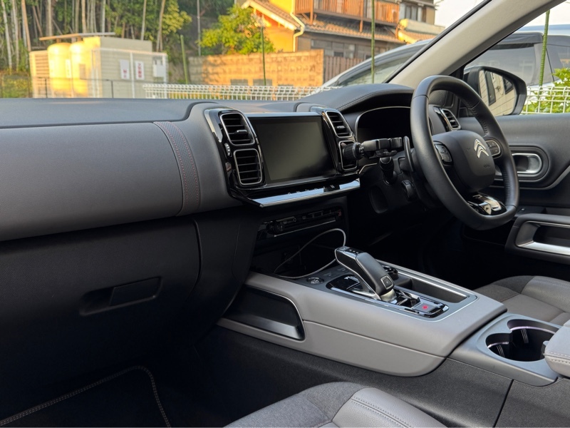 シトロエン C5 エアクロスSUV C5 エアクロス シャイン ブルーHDi_RHD(EAT_2.0)