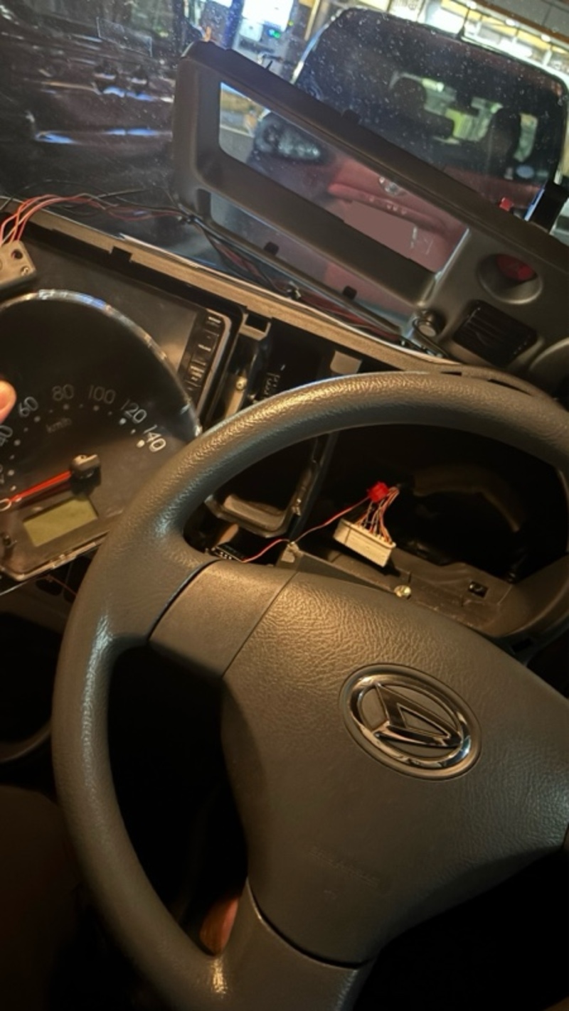 ダイハツ ハイゼットカーゴ クルーズ“リミテッド”_4WD(MT_0.66)