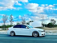 BMW 3シリーズ セダン 335i_RHD(AT_3.0)