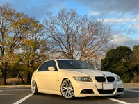 BMW 3シリーズ セダン 335i_RHD(AT_3.0)