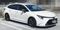 トヨタ カローラツーリングハイブリッド ハイブリッド W×B(CVT_1.8)
