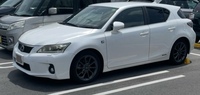 レクサス CT CT200h F スポーツ（1.8)