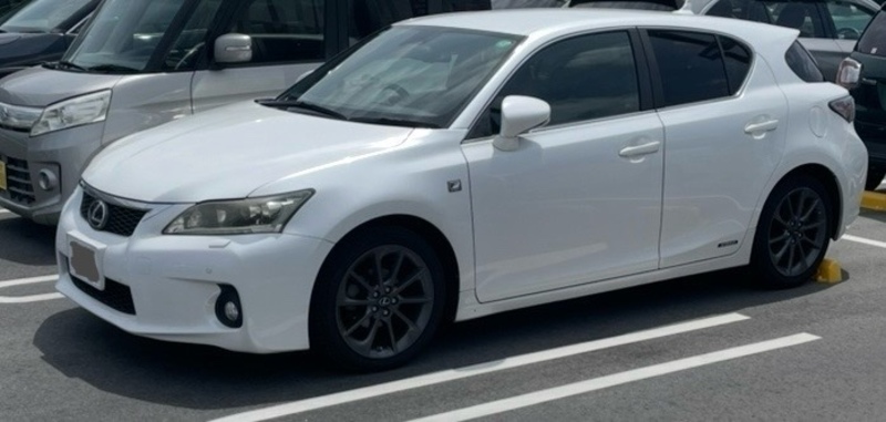 レクサス CT CT200h F スポーツ（1.8)